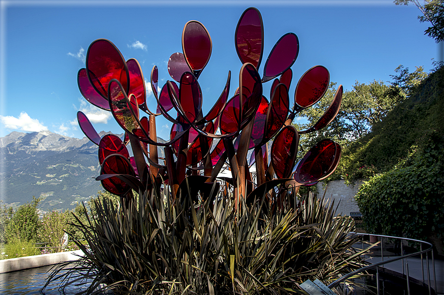 foto Giardini Trauttmansdorff - Giardino degli Innamorati e binocolo di Matteo Thun